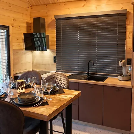 With Garden Near - Perfect For Families